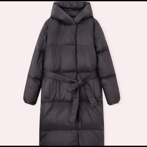 Abercrombie & Fitch Jackets & Blazers - Abercrombie & Fitch Air Cloud Long Puffer Medium